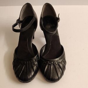 Chic Black Women's Leather Heels with Ankle Strap